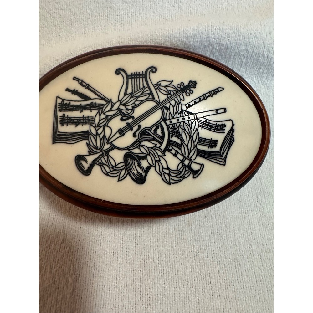 Enesco 2001 Musical Instruments Scrimshaw Style Oval Wood Trinket Box Decor